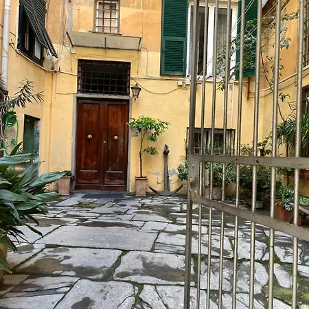 Il Mandorlo - A Due Passi Dal Porto Antico Apartment *