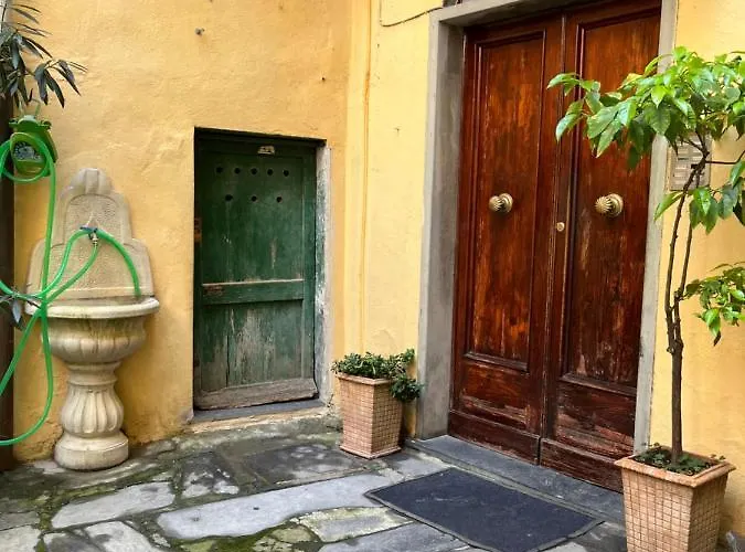 Il Mandorlo - A Due Passi Dal Porto Antico Apartmán *