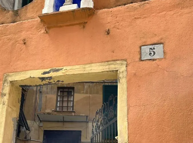 Il Mandorlo - A Due Passi Dal Porto Antico *